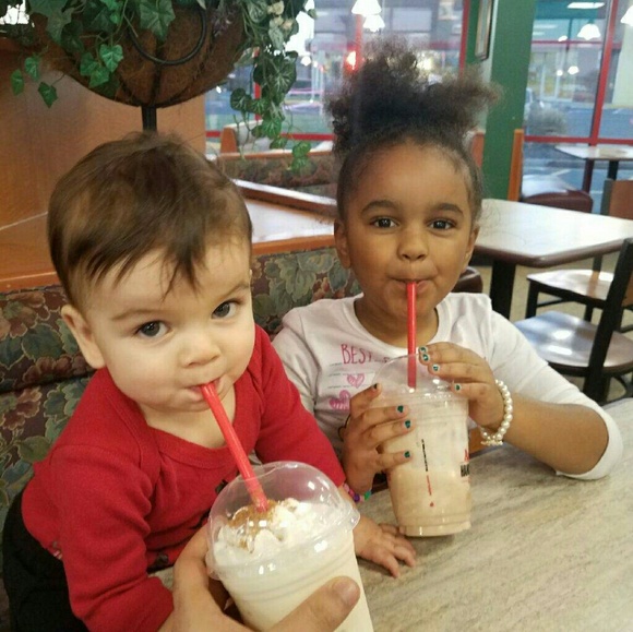 Meet your Posher, Kayla - Picture 2 of 3